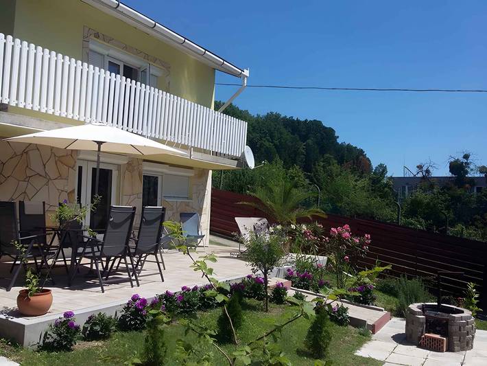 Ferienhaus mit Seeblick und Pool in Vonyarcvashegy, Balaton Hochland Nationalpark