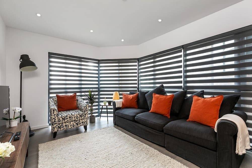 Entire apartment, Enjoy a stylish experience at this centrally-located city flat. in Winchester, South Downs