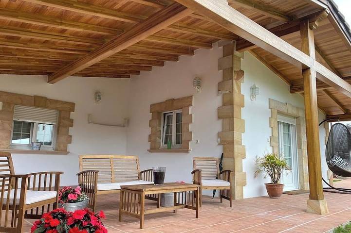 Chalet para 4 personas, con jardín, Se admiten mascotas en Cantabria