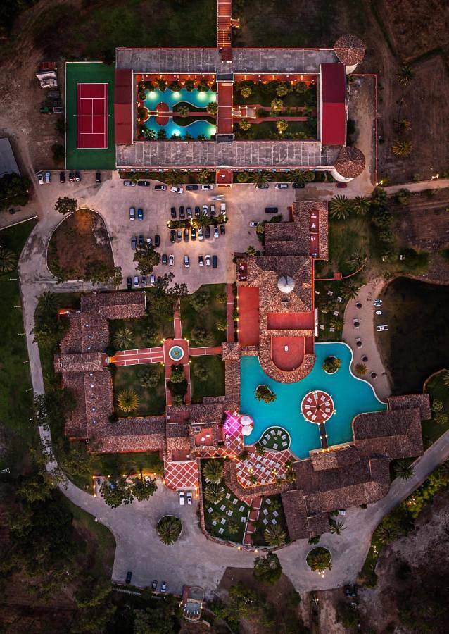 Hôtel pour 3 personnes, avec piscine ainsi que jardin et bassin pour enfant à Praia de Mira - 3