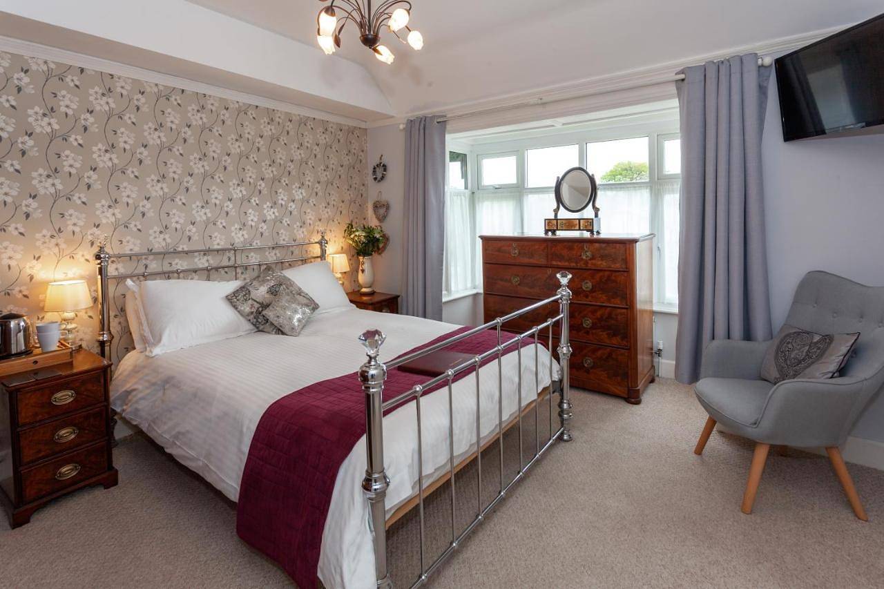 Deluxe Double Room with Shower in Lyndhurst, Hampshire
