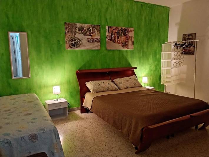 Villa per 3 persone, con balcone, adatto a famiglie con bambini a Bisceglie