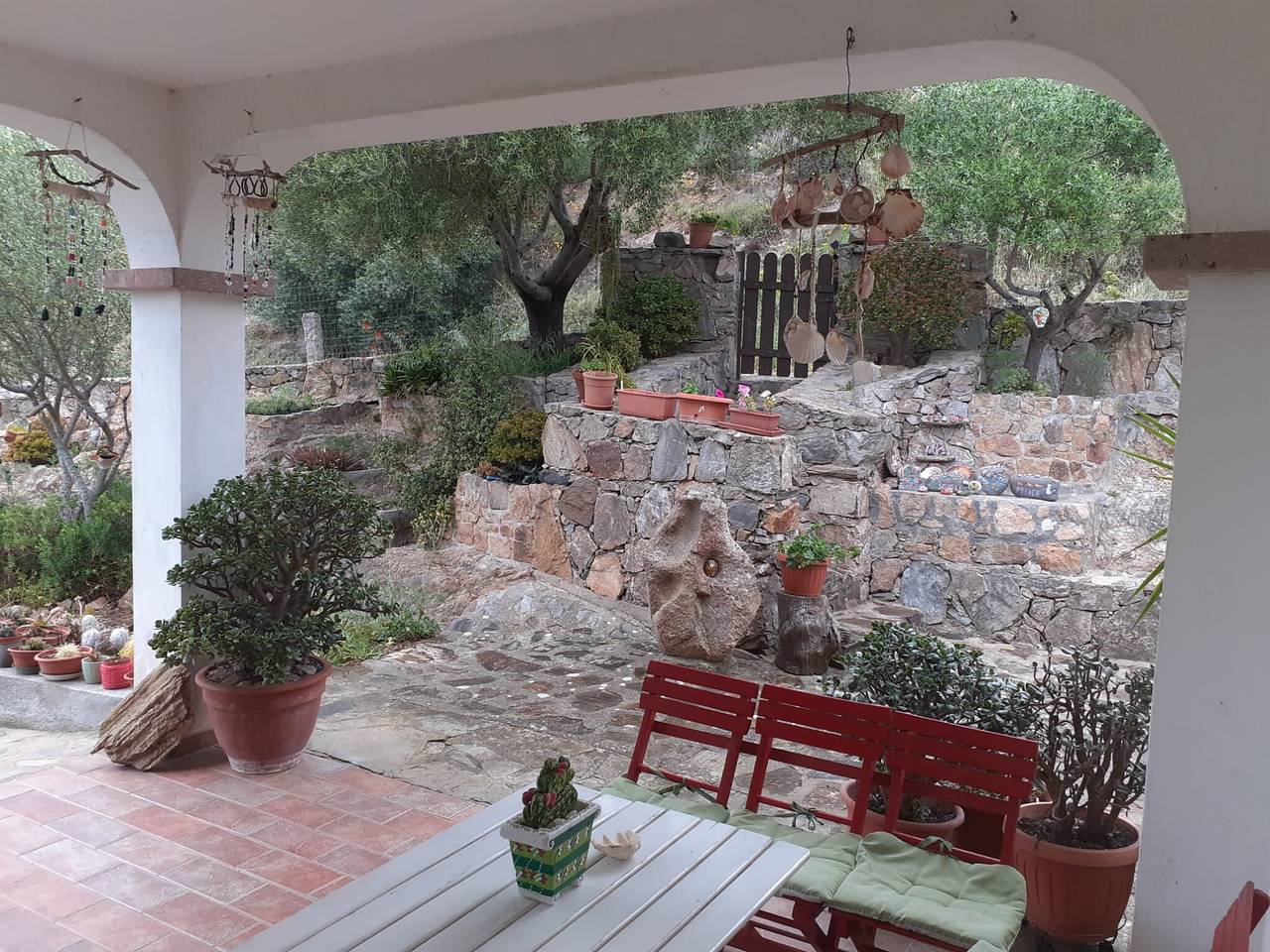 Zimmer „Matrimoniale mit Gemeinschaftsterrasse“, Seeblick, Terrasse & Wlan in Oscheri, Olbia-Tempio