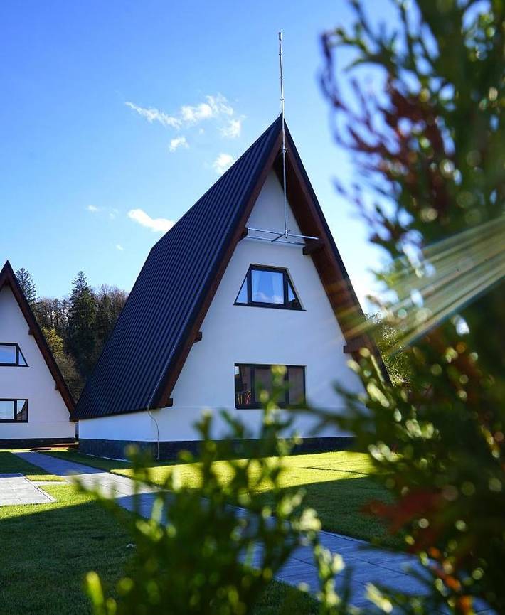 Gîte pour 6 personnes, avec Terrasse et Jacuzzi ainsi que Jardin et Vue