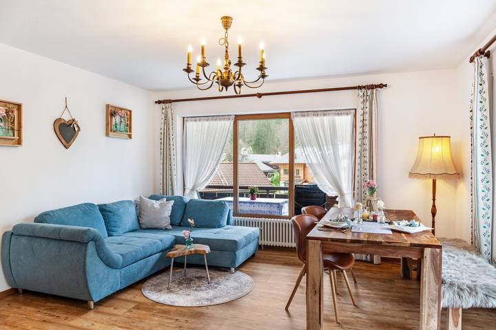 Ferienwohnung für 2 Personen, mit Balkon am Eibsee