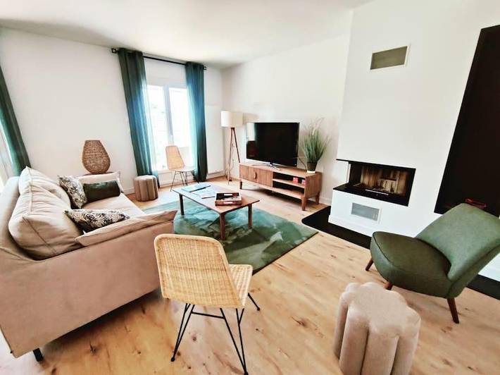 Location de vacances pour 6 personnes, avec Terrasse ainsi que Jardin et Vue à Colleville-Montgomery