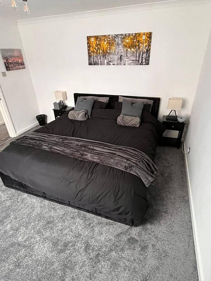 Bed and breakfast for 2 people, with Terrace and Garden as well as View in Coventry