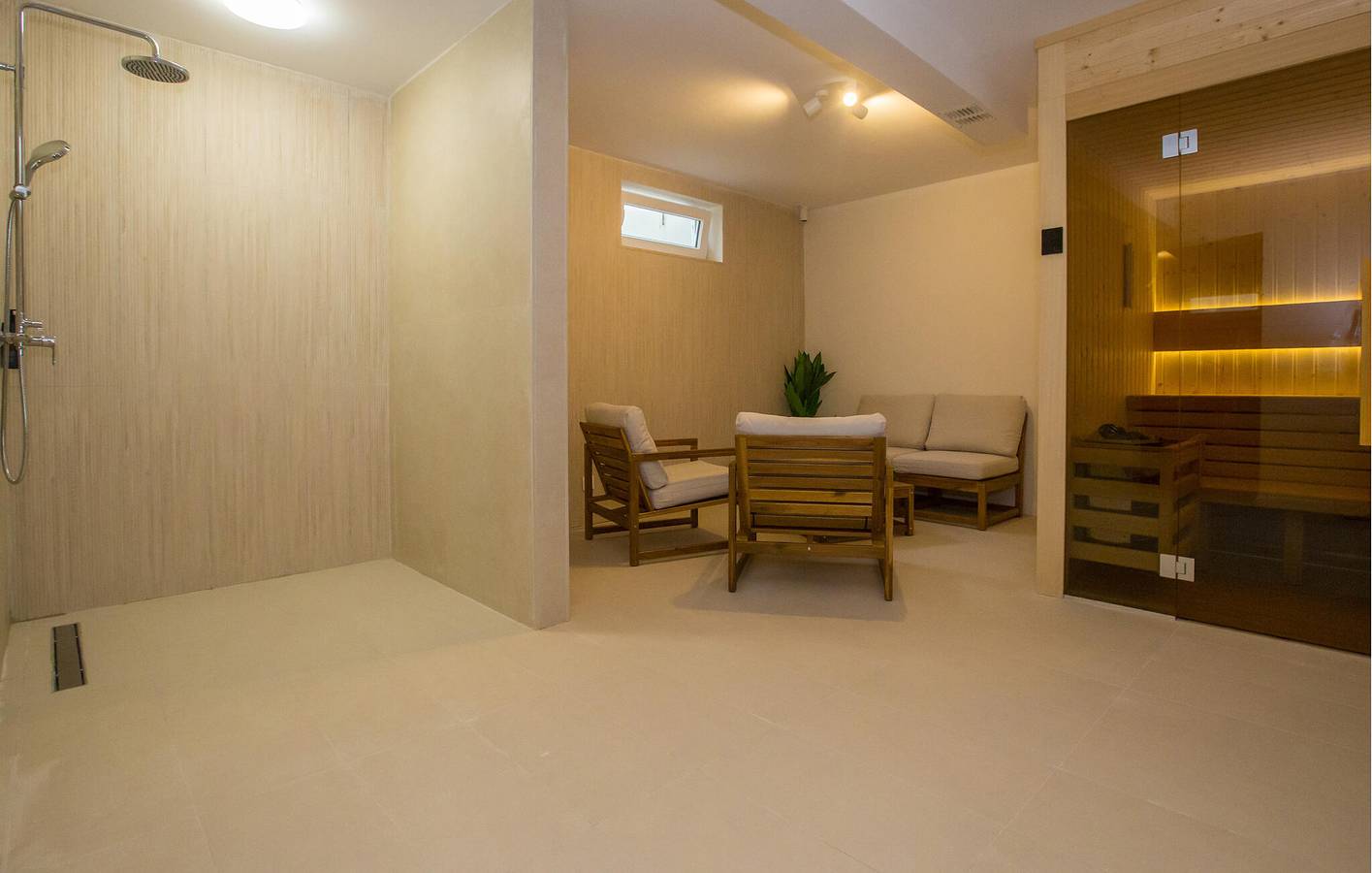 Reizende 1-Zimmer-Wohnung mit Pool und Terrasse, 400 m vom Stadtzentrum von Musalez entfernt in Musalez, Porec und Umgebung