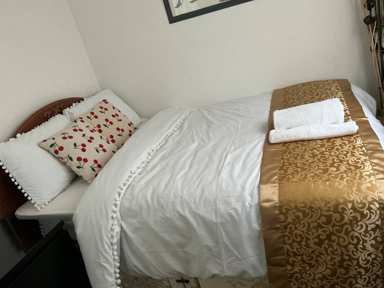 House Sleeps 8 with Wifi in Dartford, Kent