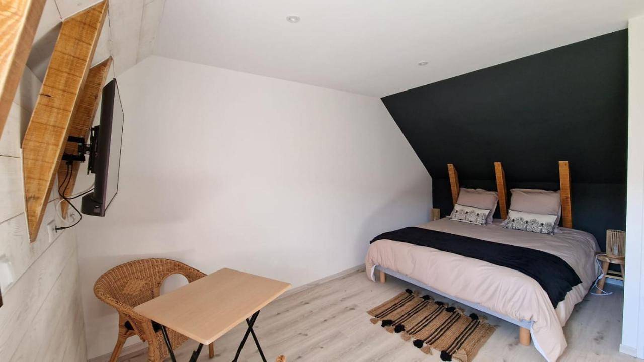 Double Room in Le Falgoux, Parc naturel régional des Volcans d'Auvergne