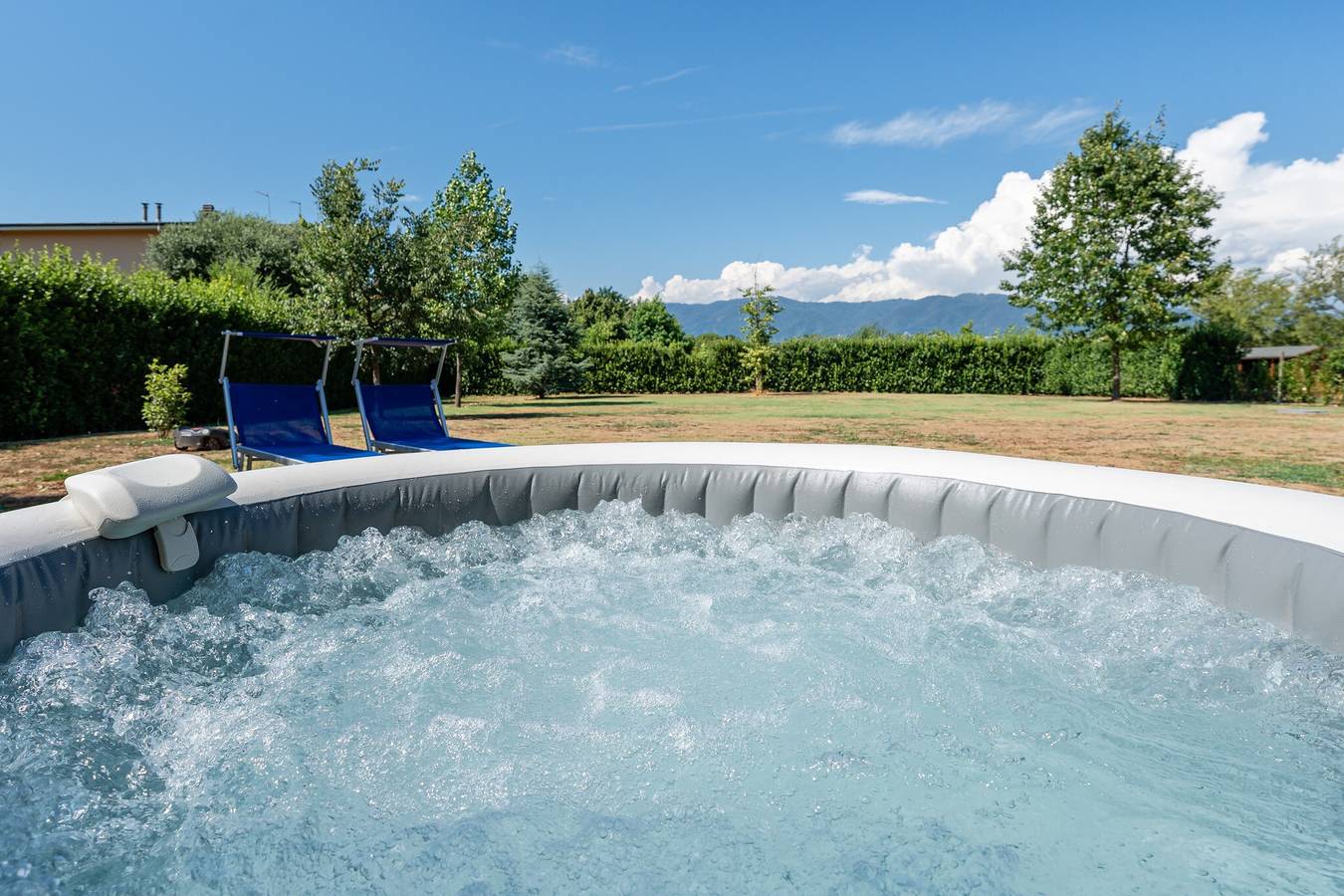 Casa de férias 'Angela' com jardim privado, Wi-Fi e ar condicionado in Capannori, Luca (província)