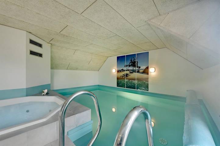 Ferienhaus für 10 Personen, mit Sauna und Whirlpool sowie Terrasse, mit Haustier in Jegum - 4