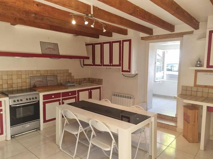 Location de vacances pour 8 personnes, avec terrasse et jardin à Rivières - 4