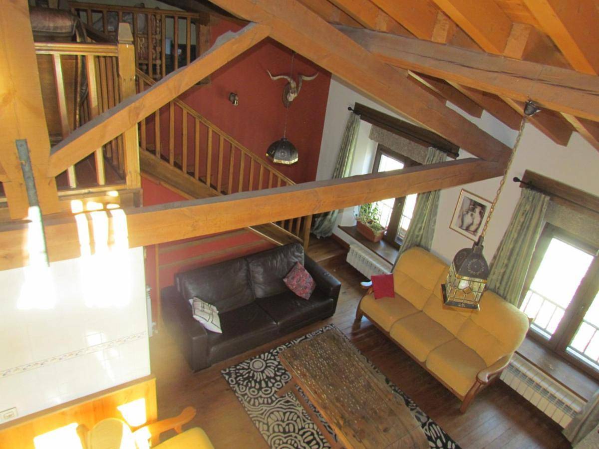 Six-Bedroom House in Navarredonda de Gredos, Provincia de Ávila