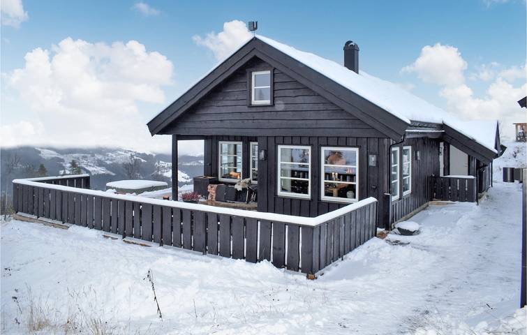 Ferienhaus für 9 Personen, mit Terrasse und Garten sowie Sauna - 1