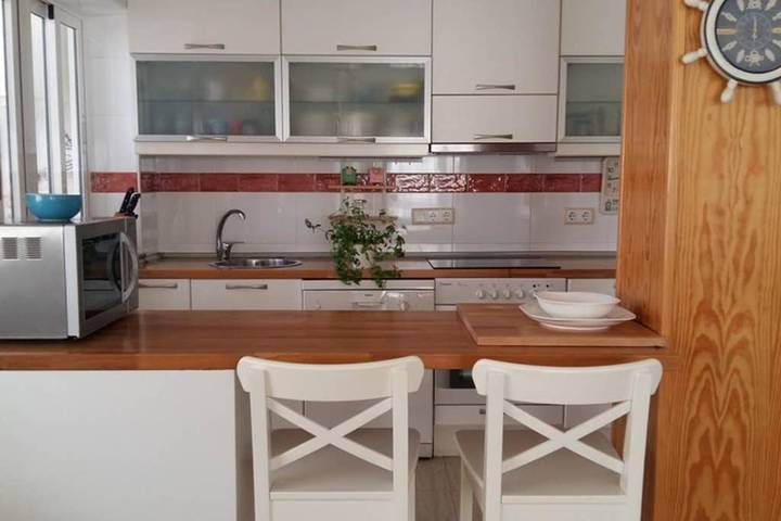 Ferienwohnung für 7 Personen, mit Balkon und Terrasse in Los Alcázares