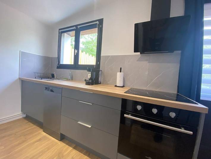 Location de vacances pour 2 personnes, avec piscine ainsi que jardin et vue sur le lac, animaux acceptés à Rue (homonymie) - 2
