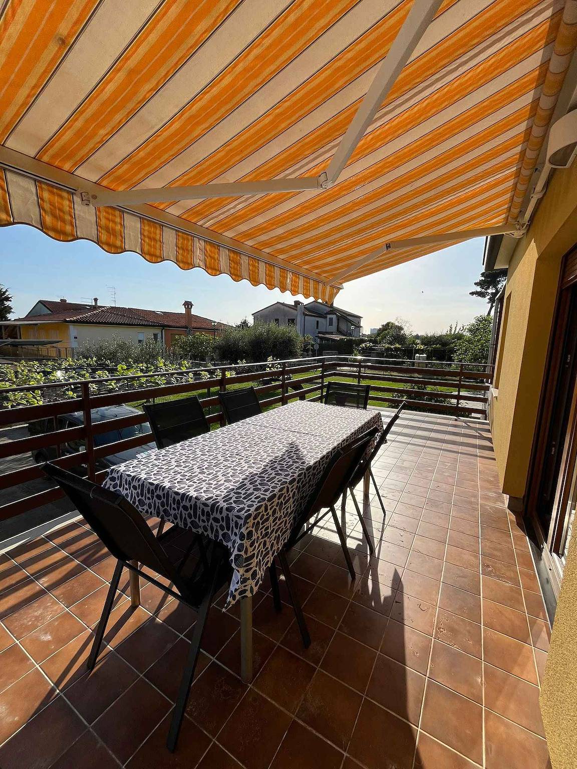 Appartement de vacances entier, Appartement de vacances avec balcon et barbecue in Umag, Région d'Umag