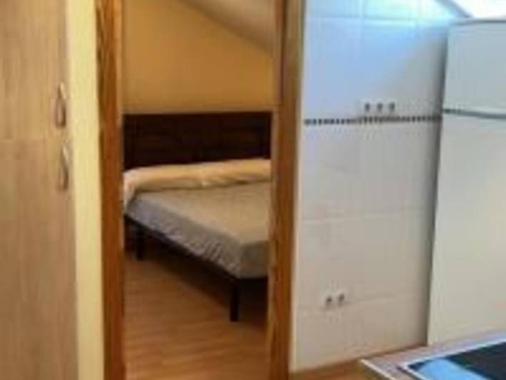 Ganze Wohnung, Gemütliches Apartment in Villanúa, 15 Min. zu Skipisten, Parkplatz inkl. in Villanúa, Aragonesische Pyrenäen