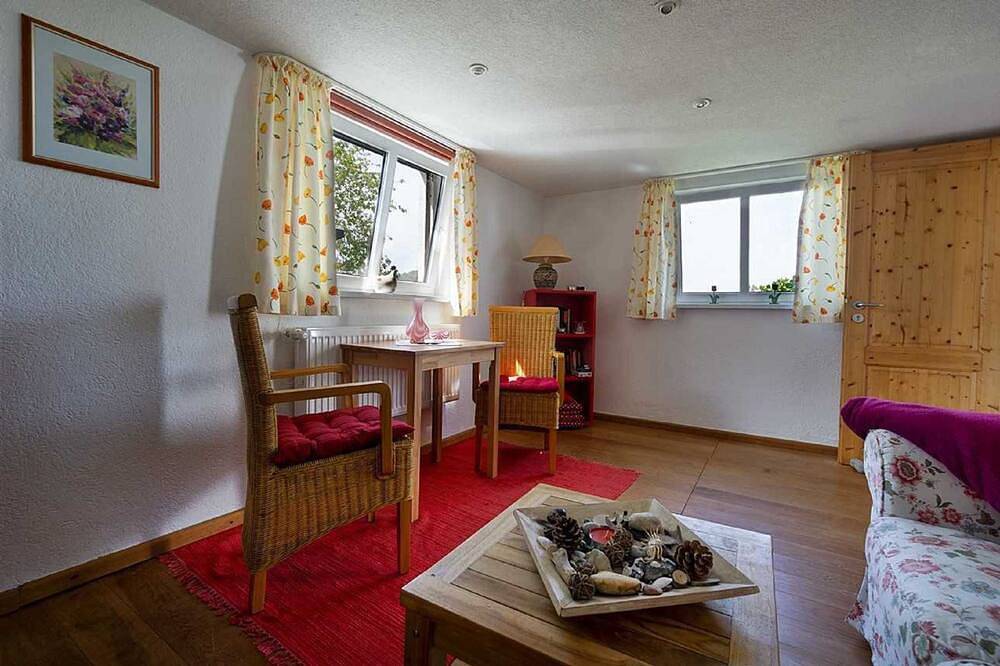 Vacation home Silvia Striesow - Holiday cottage in Neuendorf Hiddensee Island, Hiddensee