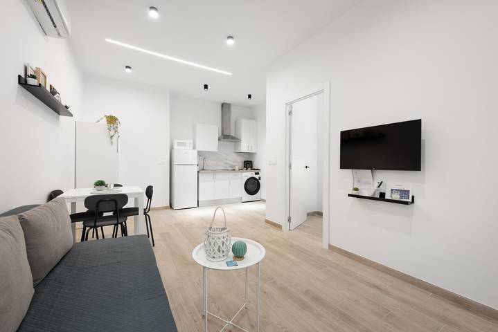Entire apartment, Apartment 'Los Mellis' with Wi-Fi and Air Conditioning in Cruz de Humilladero, Malaga