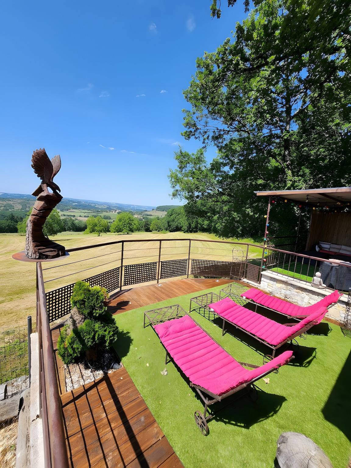 Chalet de rêve en rondins avec spa et cuisine d'été in Montmurat, Région d'Aurillac