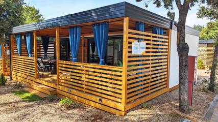 Camping für 6 Personen, mit Terrasse in Biograd na Moru