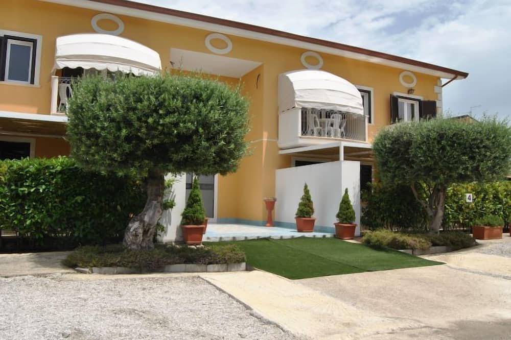 Entire apartment, Casale Cilento by Interhome in Licinella - Torre di Paestum, Cilento