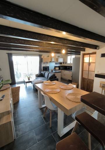 Gîte pour 4 personnes, avec terrasse à Pujaut