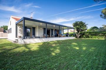 Maison De Vacances pour 8 Personnes dans Hyeres, Région de Toulon, Photo 4