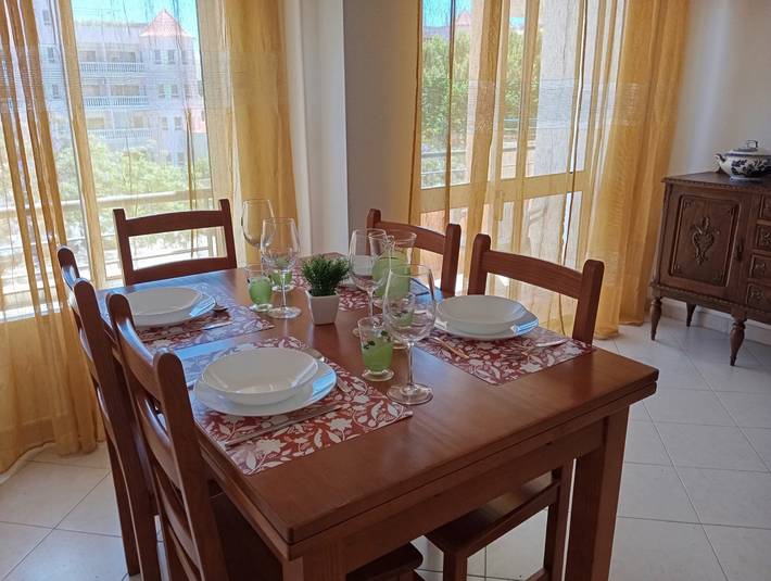 Gîte pour 4 personnes, avec balcon dans Monte Gordo - 3