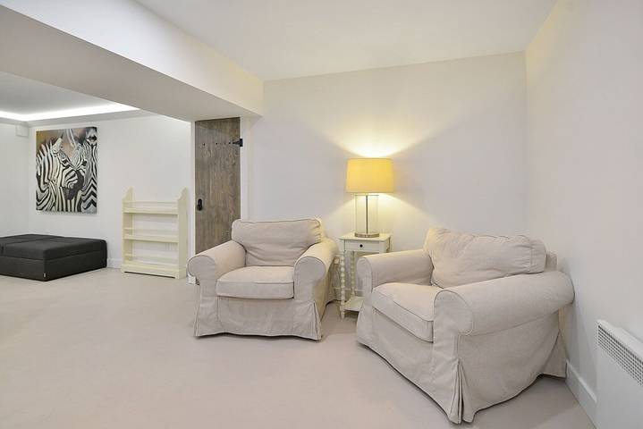 Vacation rental for 8 people, with garden and balcony in Cowichan Valley