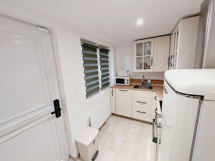 Gîte pour 4 personnes, avec jardin ainsi que terrasse et piscine à Paray-Vieille-Poste - 3