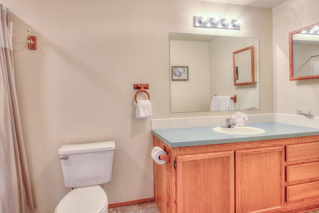 Gemütliches Haus mit 2 Schlafzimmern in Bayshore Community in Lincoln County (OR)