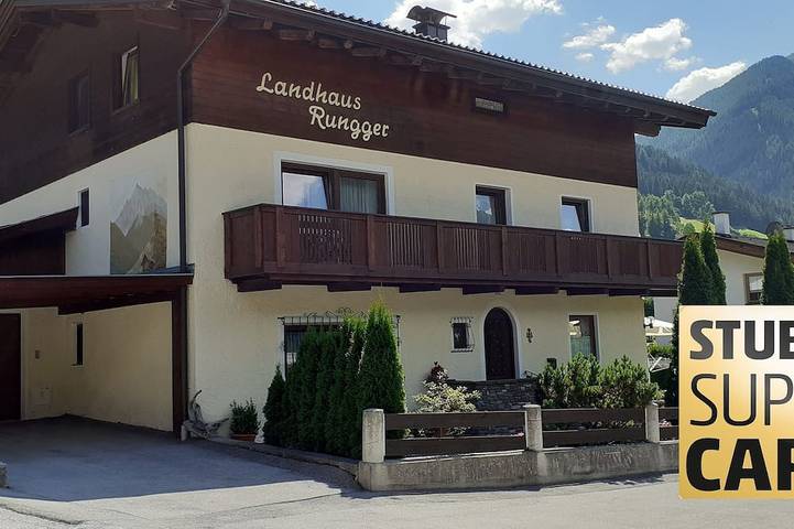 Ferienwohnung für 18 Personen, mit Balkon und Garten