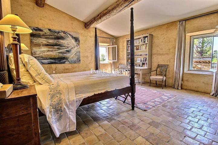 Gîte pour 16 personnes, avec jardin à La Bastide-des-Jourdans - 4