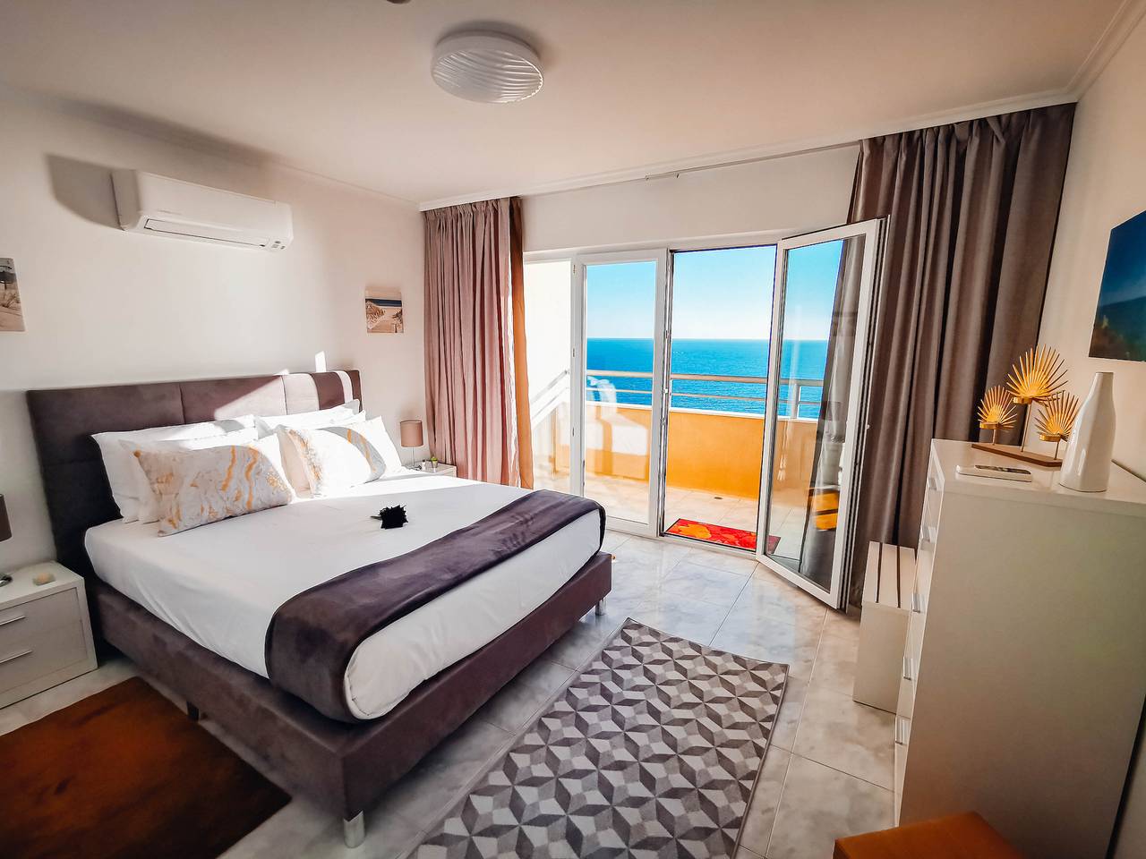 Ganze Wohnung, Wohnung Jardins Gold Meerblick in Praia da Rocha, Portimão