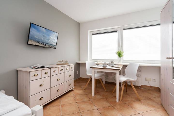 Ferienwohnung für 2 Personen, mit Terrasse und Garten in Westerland - 3