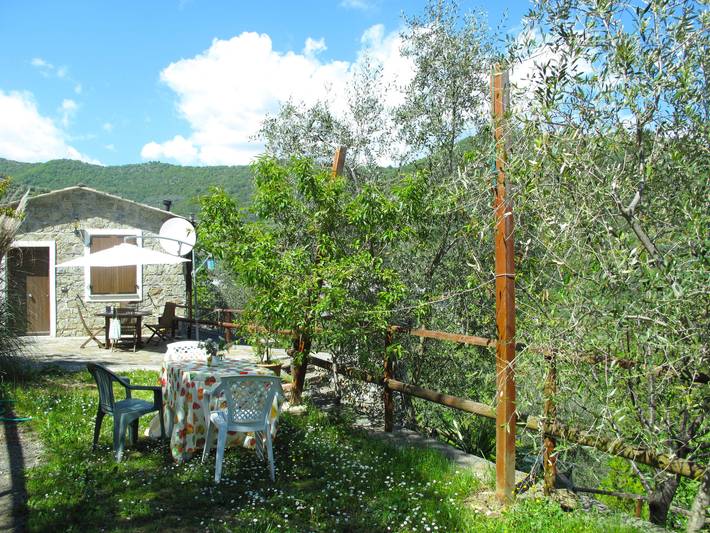 Ferienhaus für 3 Personen, mit Terrasse und Garten sowie Ausblick in Pietrabruna - 3
