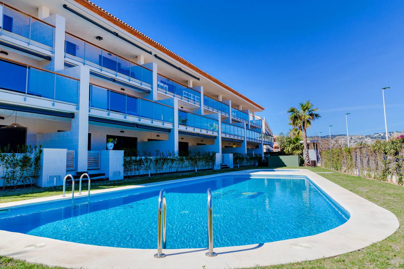 Entire apartment, Altamar Plus Apartment Javea Arenal, Stylish with Ac, Wifi, Terrace and Pool	 in Avenida de Augusta, Jávea