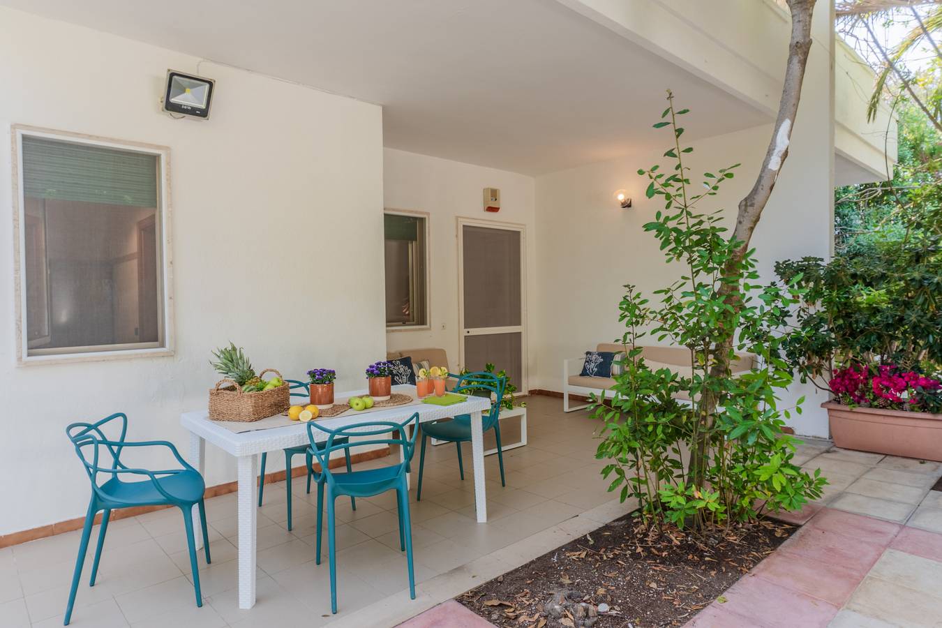 Villa Nami in Pantanagianni, Torre Santa Sabina