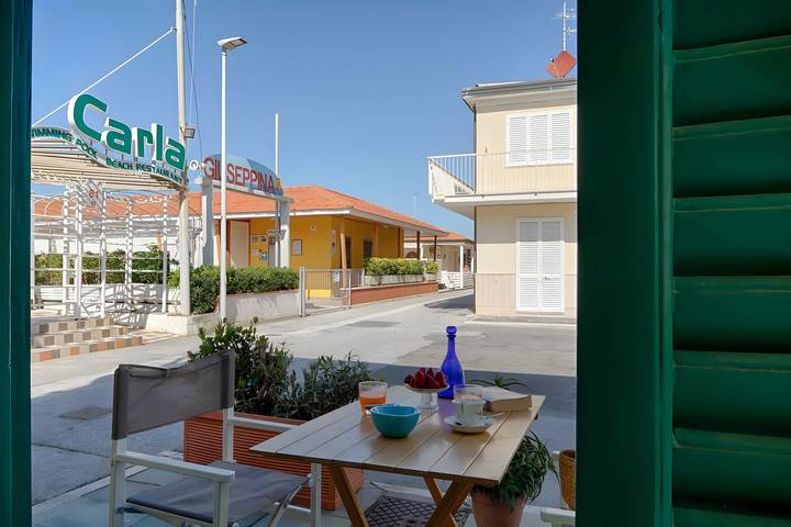 Casa Vacanze 'Patrizia - Viareggio' con Vista Mare, Balcone e Wi-Fi in Viareggio, Riviera Toscana