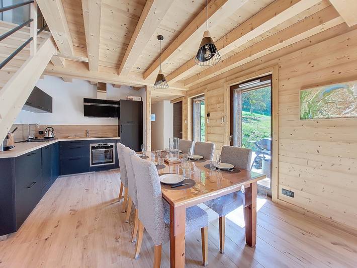 Chalet pour 8 personnes, avec jardin et terrasse à Saint-Jean-d'Aulps