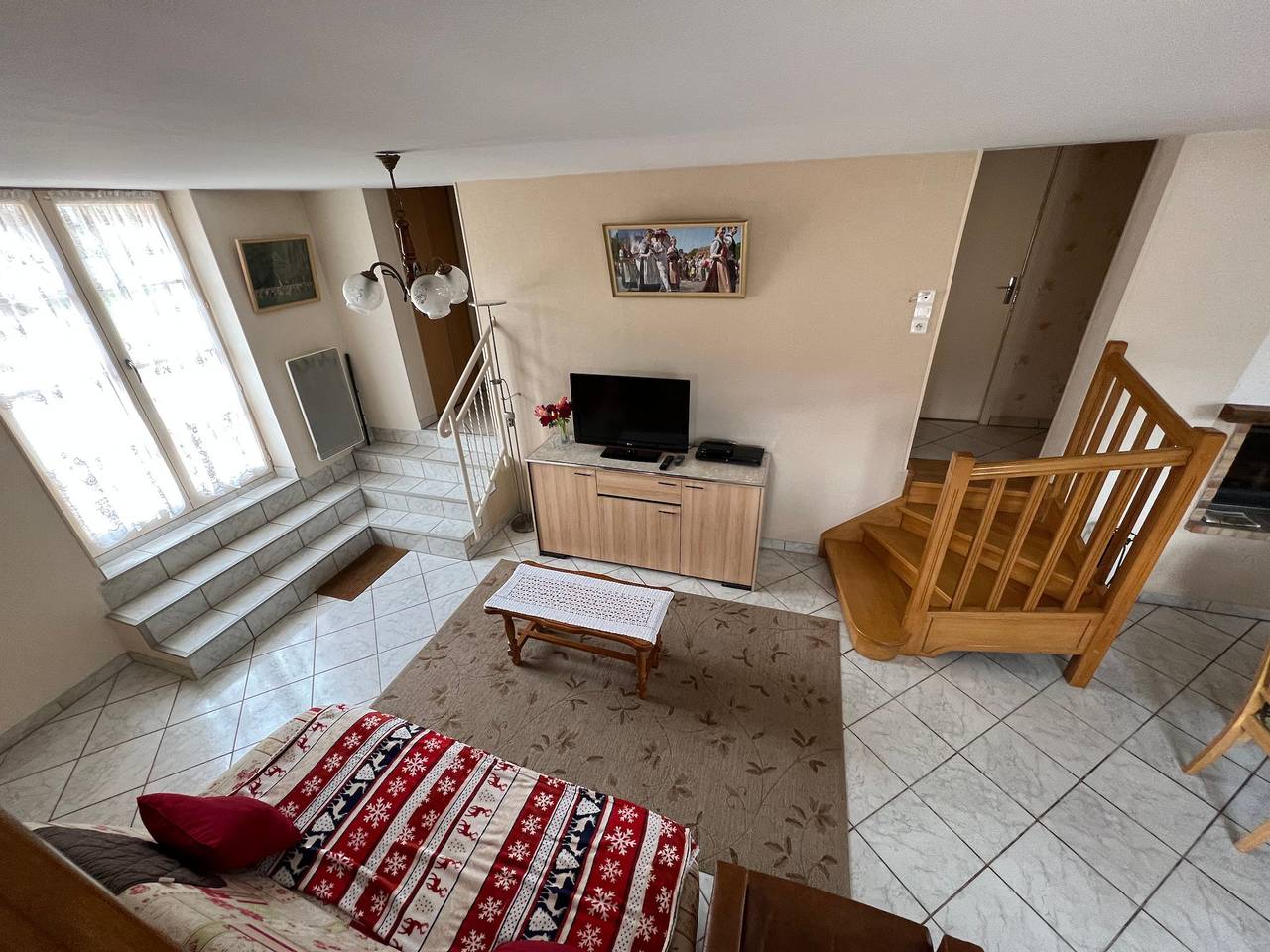 Geräumiges, gut ausgestattetes Ferienhaus mit großer Terrasse in der Nähe von Saint-Dié. in Taintrux, Sankt Didel