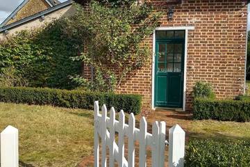 Gîte pour 8 personnes, avec jardin ainsi que terrasse et piscine à Lunay