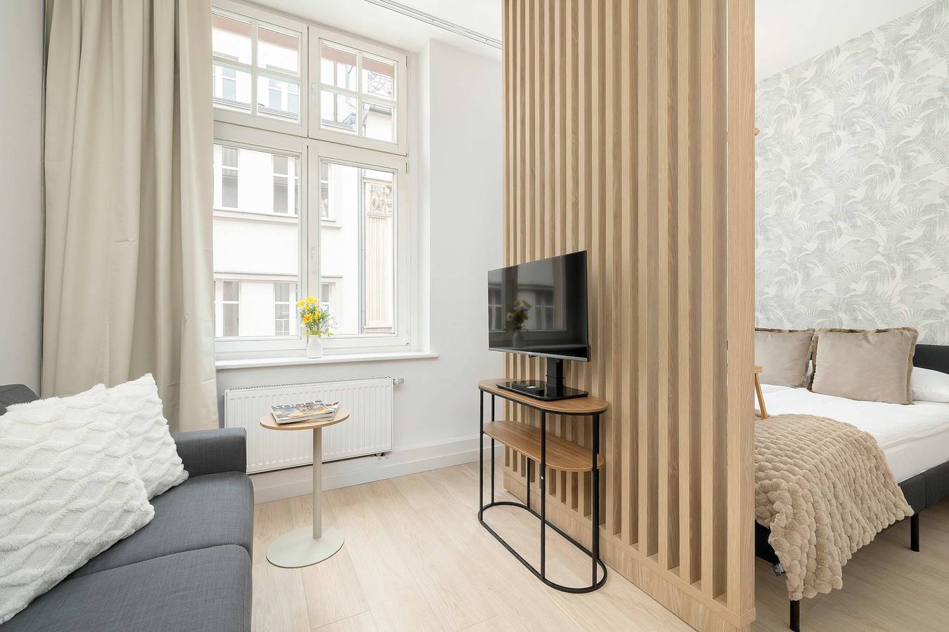 Ganze Wohnung, Modern Studio with Desk | Katowice City Center in Kattowitz, Schlesien