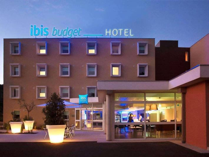 Hôtel pour 3 personnes, avec terrasse et vue à Le Pouzin - 2