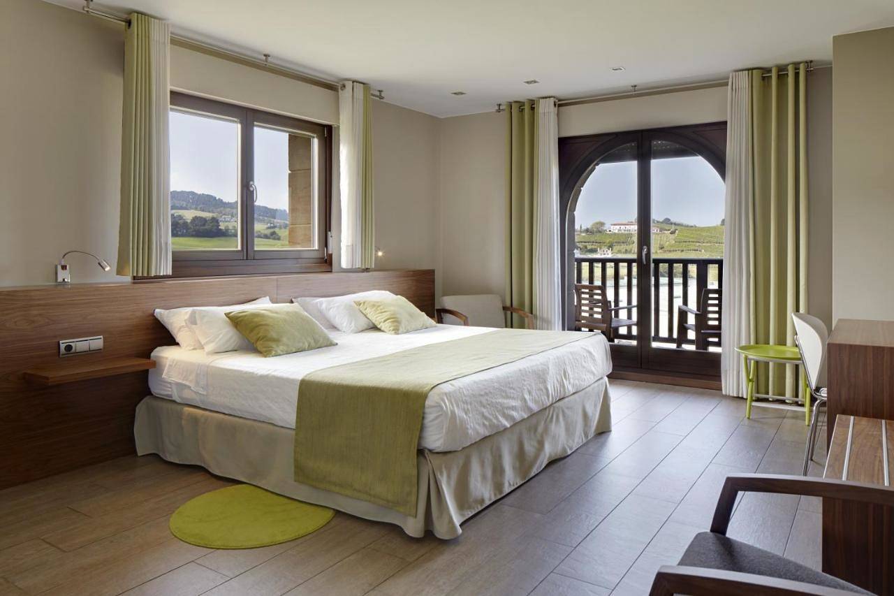 Hotel Rural Gaintza in Getaria, Ruta del flysch