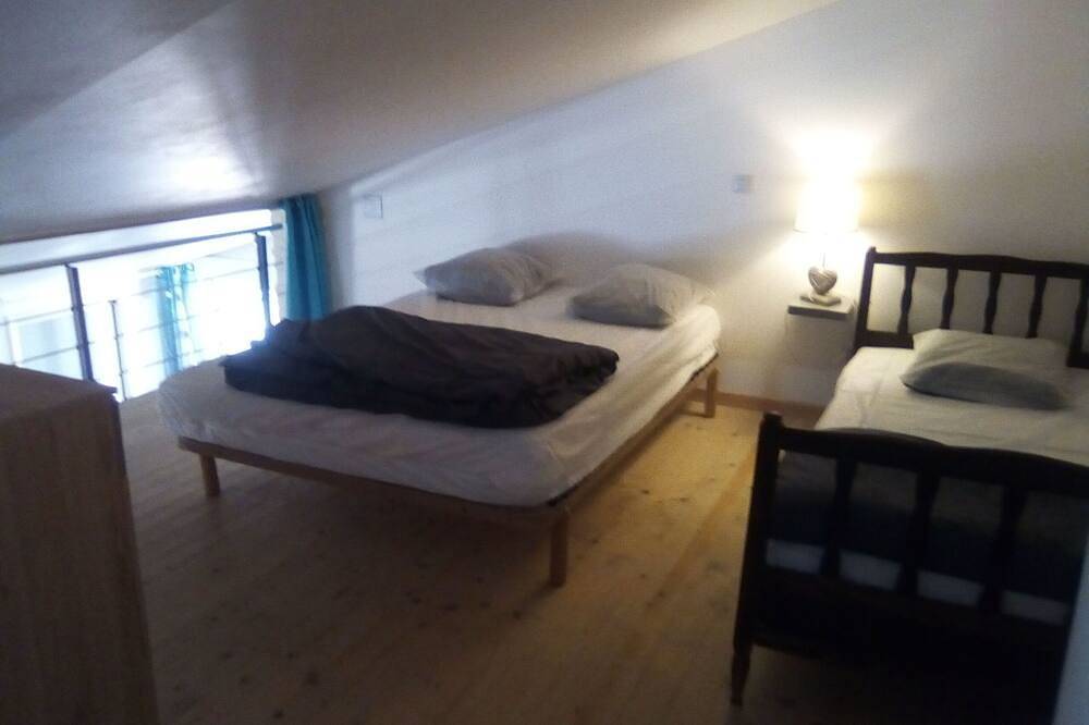 Maison grande capacité pouvant accueillir jusqu'a 18 personnes. in Les Mathes, Côte de Beauté