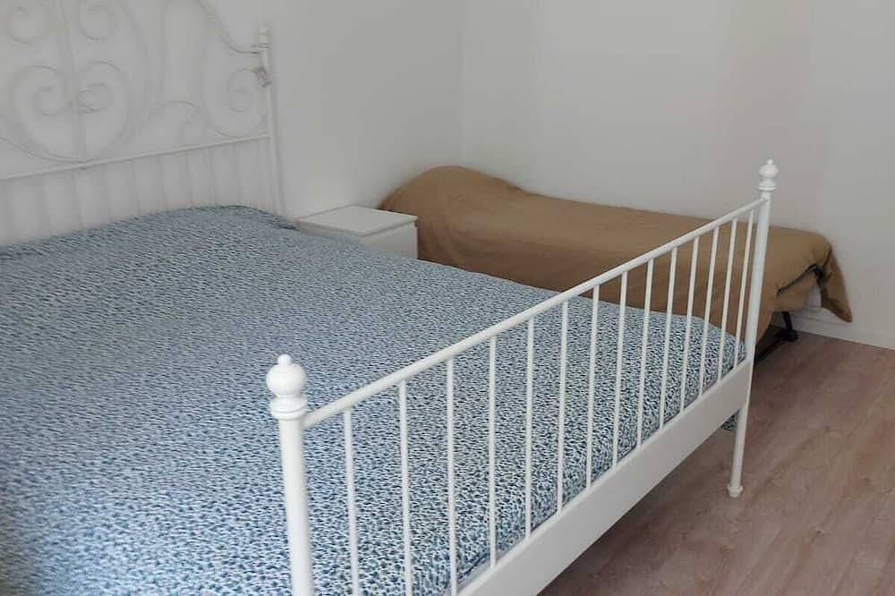 Entire apartment, Appart 110m2 plain pied à Castellane/gorges du verdon in Castellane, Verdon Regional Natural Park